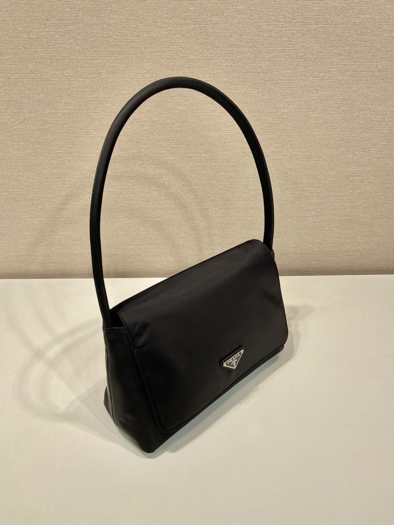 Pra*a hobo bags